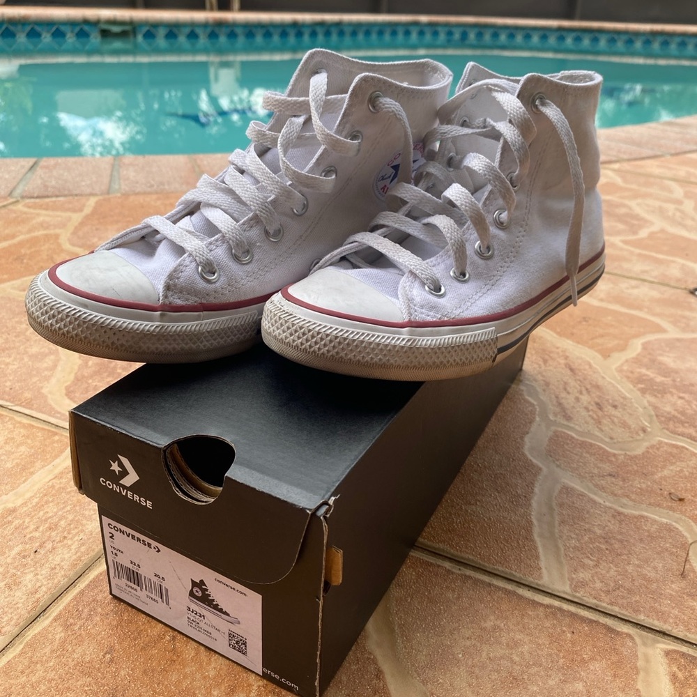 Chuck Taylor All Star Classic Kids White High Top Converse